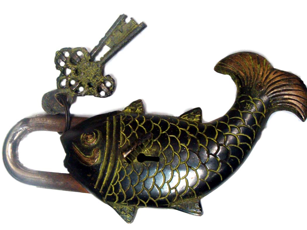 lock Lrg Fish_1