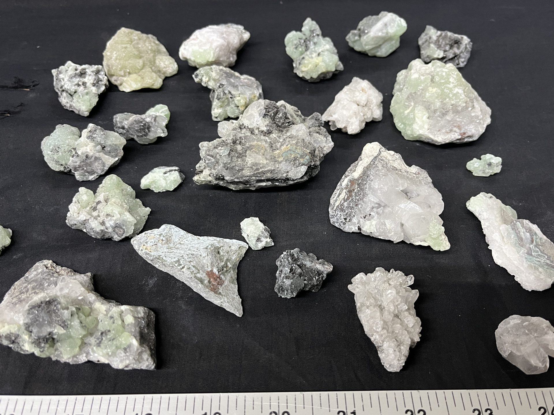 phrenite with babingtonite 55l
