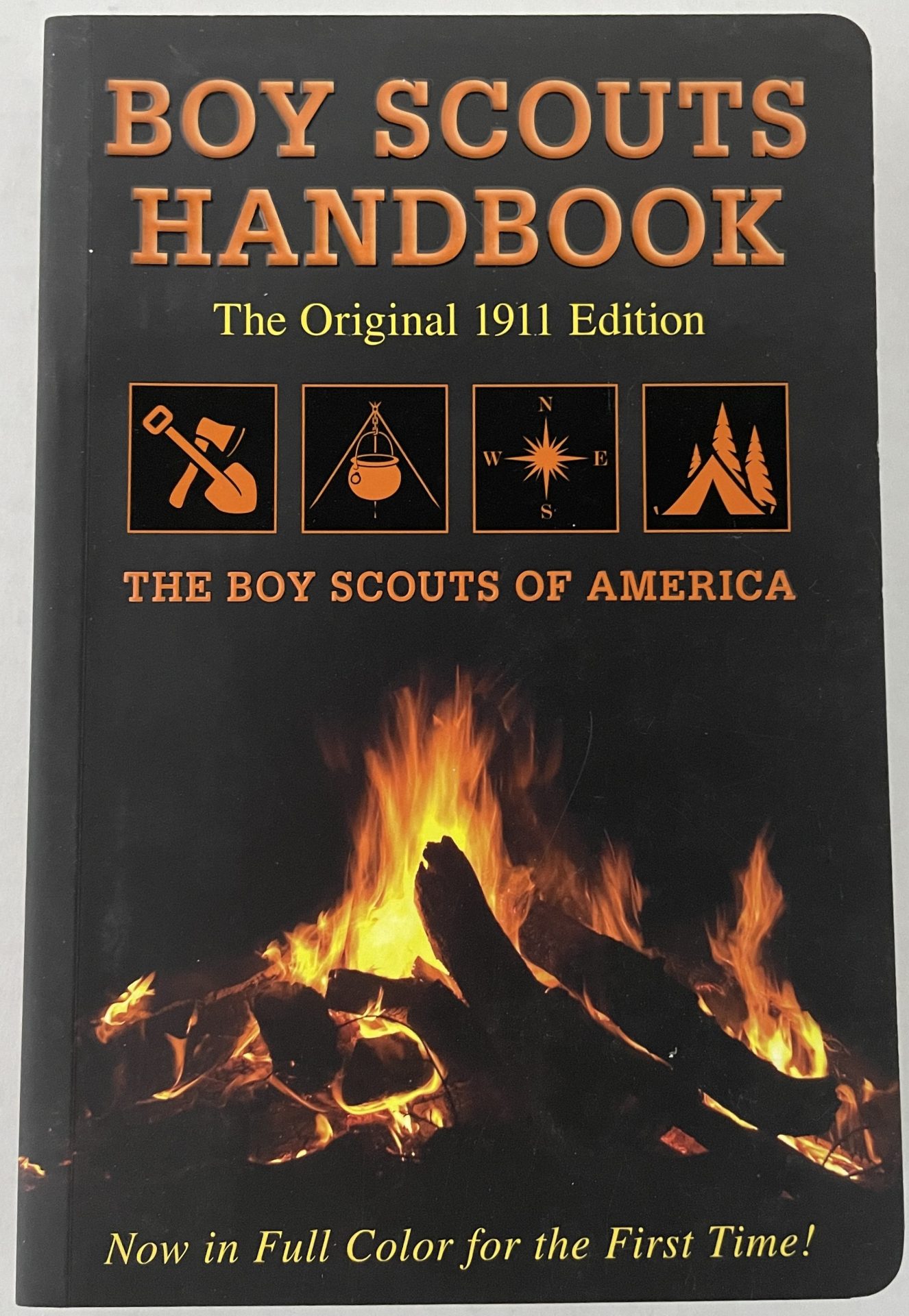 BOYSCOUTS HANDBOOK FRONT