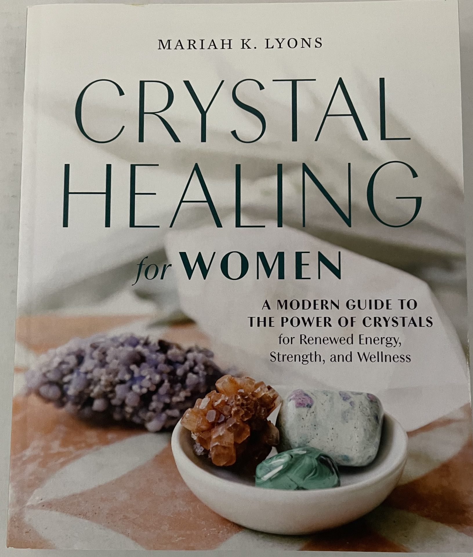 CRYSTAL HEALING FOR WOMEN FRONT