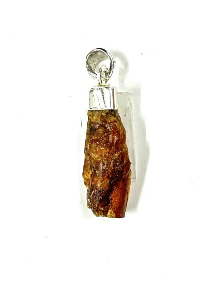 BROWN KYANITE ROUGH 2