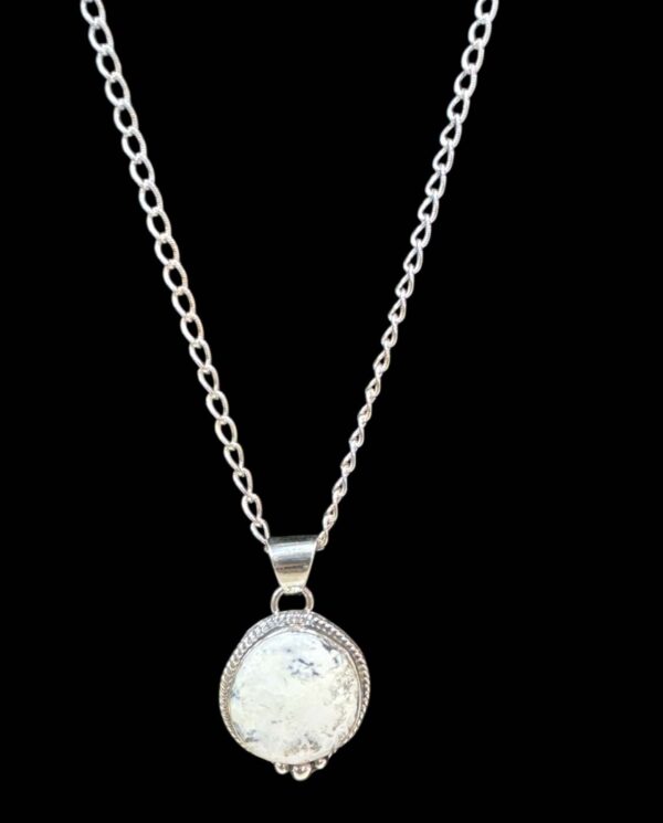 navajo pendant N57